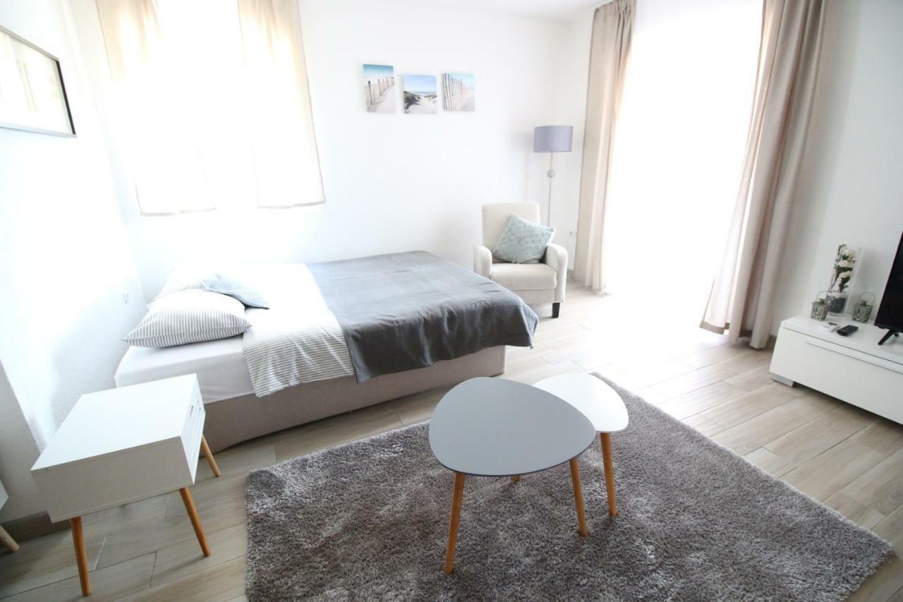 Apartments By Zec คาสตาฟ ภายนอก รูปภาพ